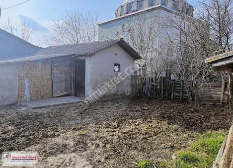 Tekirdağ Saray Kurtdere Meydan Müstakil Bahçeli Gecekondu