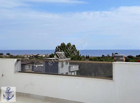Seferihisar Doğanbey'de Deniz Manzaralı 4+1 Satılık Villa