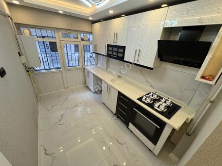 Mareşal Çakmak Mh 3+1 Ful Yapılı Yüksek Giriş Daire