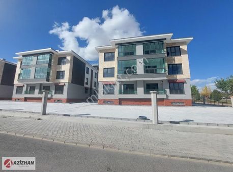 Azizhan'dan Yeni İstanbul Caddesine Cephe 2+0 Eşyalı Daire