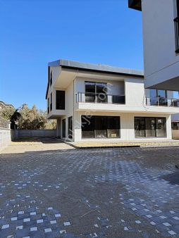 Erdem'den Çınarlının İncisi 4+1 Lüks İşçilikli Satılık Dubleks