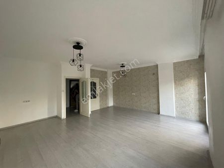 Gürselpaşanın Göbeginde Bahçeli 2+1 Bahçeli Müstakil