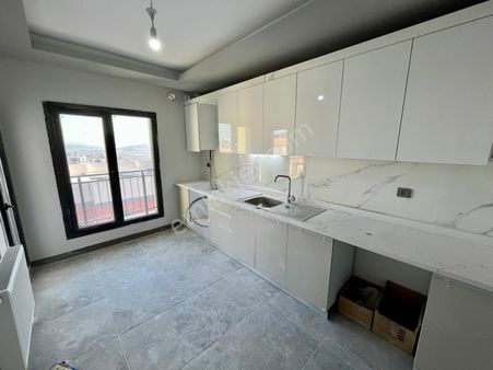 Amazon'dan Binevler Tokilerde 3+1 Kiralık Daire !!