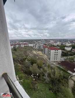 Delfa Gayrimenkulden Manzara Evleri Civarında 3+1 Daire