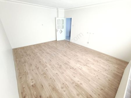 Yılmaz Gayrimenkul Yapılı Masrafsız 3+1 Ön Cephe Kıralık