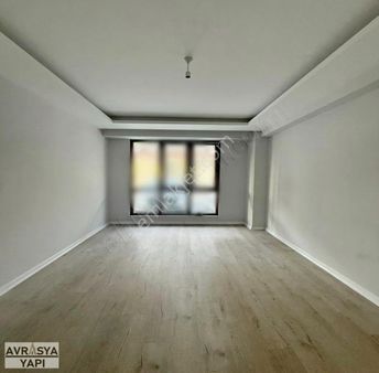 Kod 5316 Alemdağ Mah. Hastaneye Yakın Kullanışlı 2+1 Satılık