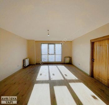 Kod 2167 Havuzlu Site İçerisinde Geniş 1+1 Kiralık