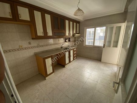 İz'den Huzurevlerin'de Kaçırılmayacak 3+ 1 Satılık Fırsat Daire