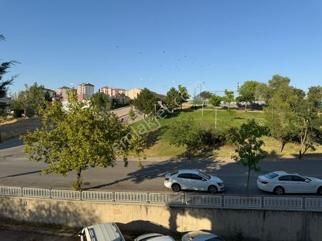 Rıza Acar'dan Arıkovanı 2 Sitesinde 3+1 Ara Kat Kiralık Boş