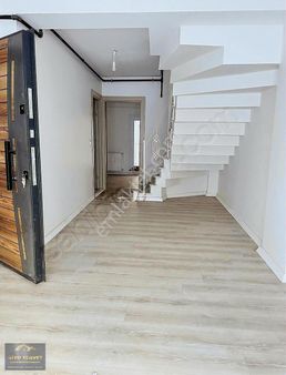 Çiğli Balatçık İzban Yakını Dubleks Ebbyn Banyolu 2+1 Daire