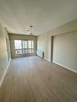 Ana Cadde Üzeri Devlet Hastanesine Yakın 2+1 Kiralık Balkonlu Daire