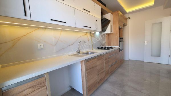 Samet Yarın 'dan Çiğli Esentepe'de Satılık Sıfır 2+1 Daire