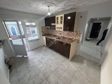 Baykal İnş. Sultangazi Cebeci Mah. Kiralık Daire 3+1 Parkeler Yapılacak