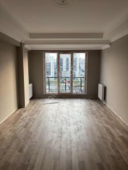 Başakşehir Güvercintepe Full Manzaralı Sıfır Büyük Dubleks