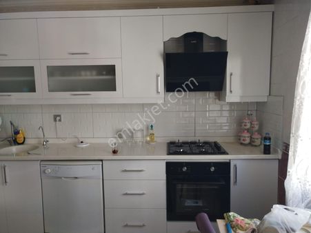 Mersin Erdemli Merkez'de Denize Yakın Satılık 3+1 Daire