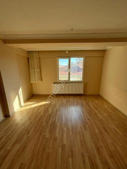 Ayrancılar Merkezde Kiralık 2+1 Arakat D.gazlı Daire