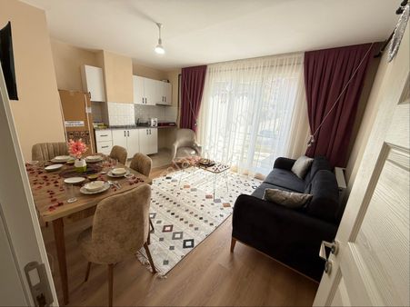 Sıfır Bina Full Sıfır Eşyalı 1.kat 2+1 Lüks Ferah Daire ....!!!!