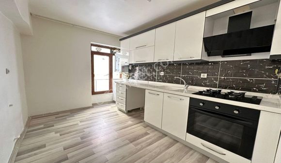 Bademlik Mahallesi'nde Asansörlü Binada Katta 2+1 Daire!