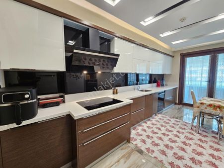 İşyapar Gayrimenkul'den Şefikcan Park Manzaralı Lüx 3+1 Ara Kat Daire