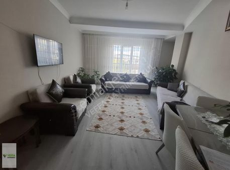 Çayırova İnönüde Satılık 2+1 Ara Kat Daire Veffa Gayrimenkulden