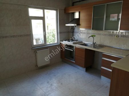 Ümaraniye Çamlik İkbal Caddesi