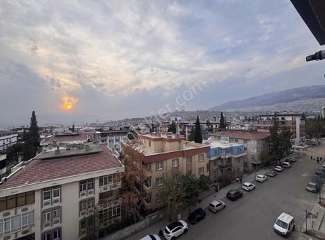 Trabzon Caddesinde Şehir Manzaralı Kiralık 2+0 Daire