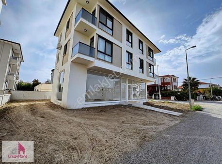 Yetkili Ofis- Hastane Yakını 75 M2 Yeni Bina 2 Dükkan - Bahçeli