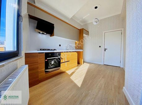 Kostak Gayrimenkulden Altınkumda Ön Cephe Ayrı Mutfaklı 2+1daire