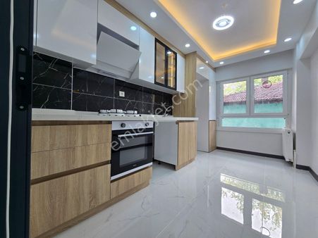 Etiler Mah Satılık 3+1 Full Yapılı Çift Banyolu Ön Cephe Daire