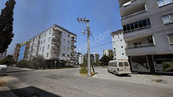 Ctn'den Aşağı Alata'da Denize 100m 2+1 Ultralüx Daire!