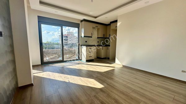 Bahçeyakada Satılık 2+1 Sıfır Arakat Lüks Daireler