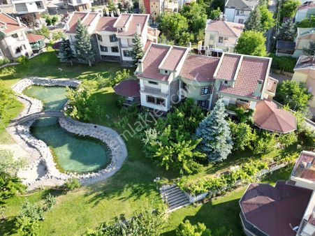 Erenköy Çankaya Sitesi 6+1 3 Katlı Şömineli Araç Garajlı Villa