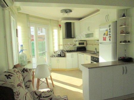 Urla Özbekde Site İçinde 3+1 Satılık Villa