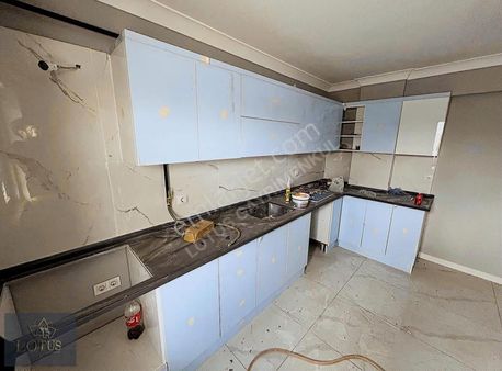 Köseköy Mahallesinde Pirelli Anadolu Lisesi Yanında 3+1 Satılık