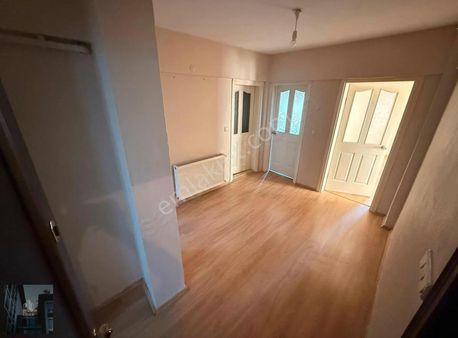 2+1 Ara Kat 100m2 Kiralık Daire