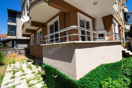 Sakarya Karasu’da Satılık 1+1 Daire Geniş Bahçeli