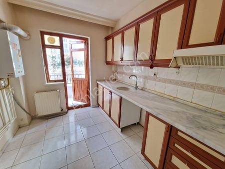 Aşağı Eğlence'de Sudan Ucuz Cepheleri Açık 2+1 Daire!