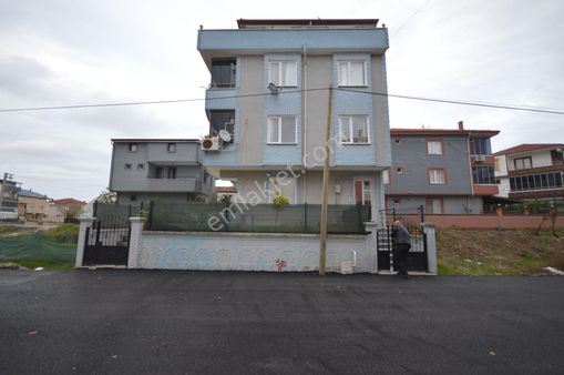 Karasu Da Merkezde Geniş Metrekare! Fırsat Niteliğinde Güzel Daire