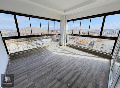 Bölgenin En Prestijli Sitesinde 4+1 Ankara Manzaralı Sıfır