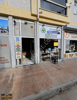 Şeker Emlaktan Emek Mah. Yanartaş Cad.desinde 35 M² İşyeri