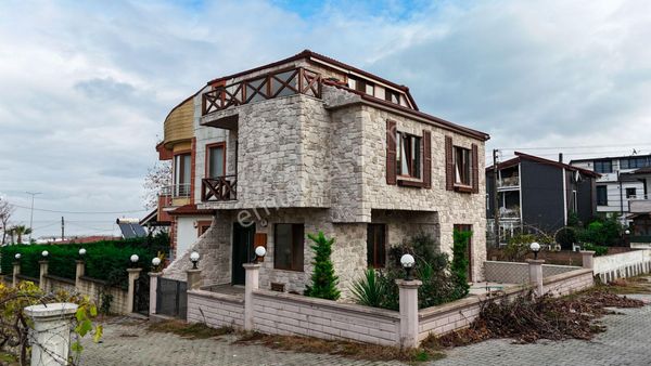 Sakarya Kocaali’de Satılık 3+1 Villa Deniz Manzaralı Lüks