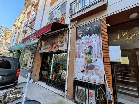 Alsancak Merkezde Bahçeli Ön Kullanımlı Satılık Büyük Dükkan