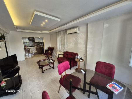 Göztepe Metroda Tadilatlı Masrafsız Satılık 3+1 Daire