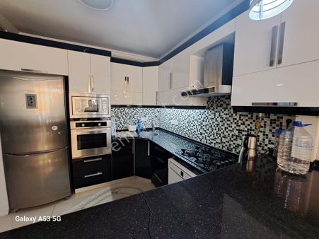 Alsancak'ta Talatpaşa Yakını Tadilatlı Eşyalı Kiralık 3+1 Daire