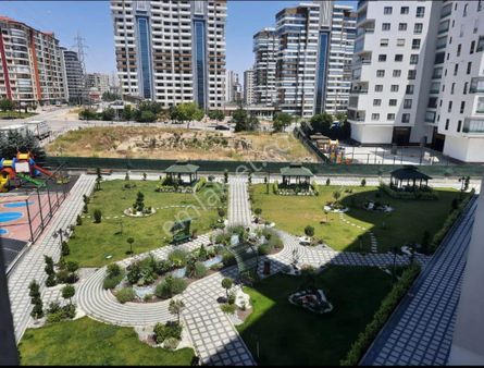 Konya Meram Yaka Tower Sitesinde 165 M2 3+1 Satılık Lüks Daire