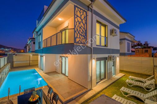 Baran Emlaktan Karagedikte Satılık Villa