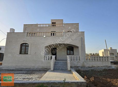 Yasin Batan'dan Sancak'ta Mükemmel Bağ Evi!