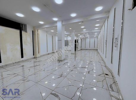 Laleli Derinkuyu Sokakta 100 M² Satılık Dükkan