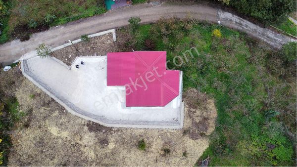 Uğurlu Merkezde Satılık Harika Bir Arsa