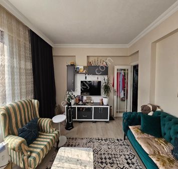 Yalova Altınovada Park Cepheli Binada Kapalı Balkonlu 3+1 Acil S